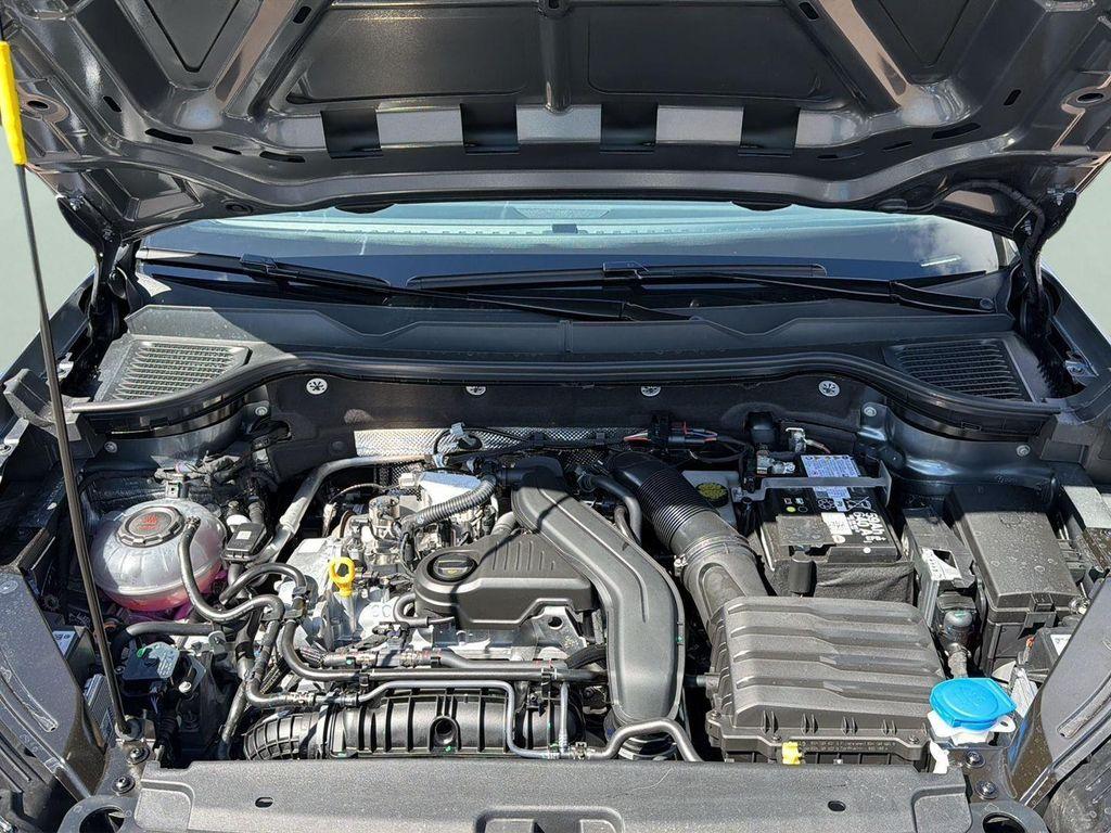 new 2026 Volkswagen Taos car, priced at $33,491