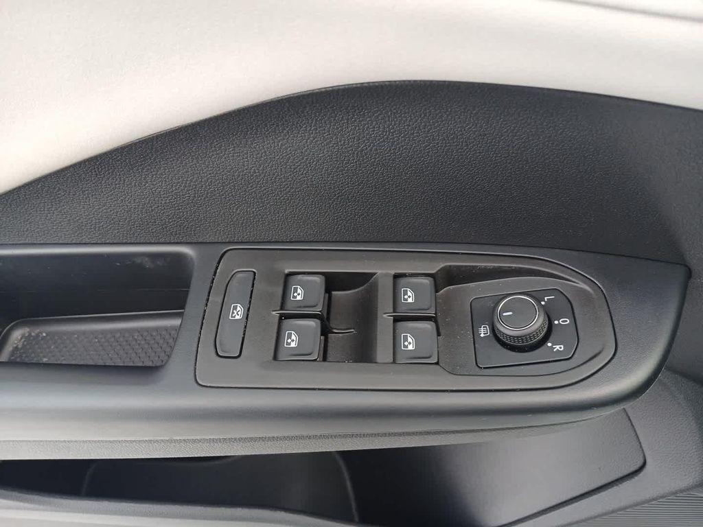 new 2026 Volkswagen Taos car, priced at $34,752