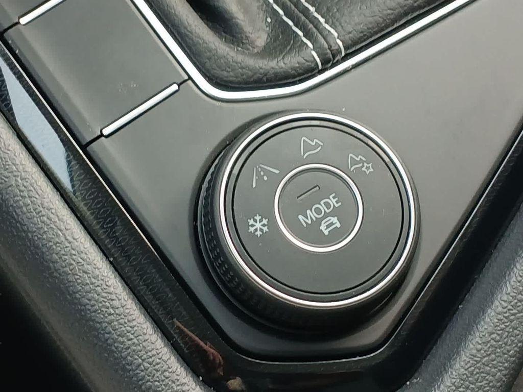 new 2026 Volkswagen Taos car, priced at $34,752