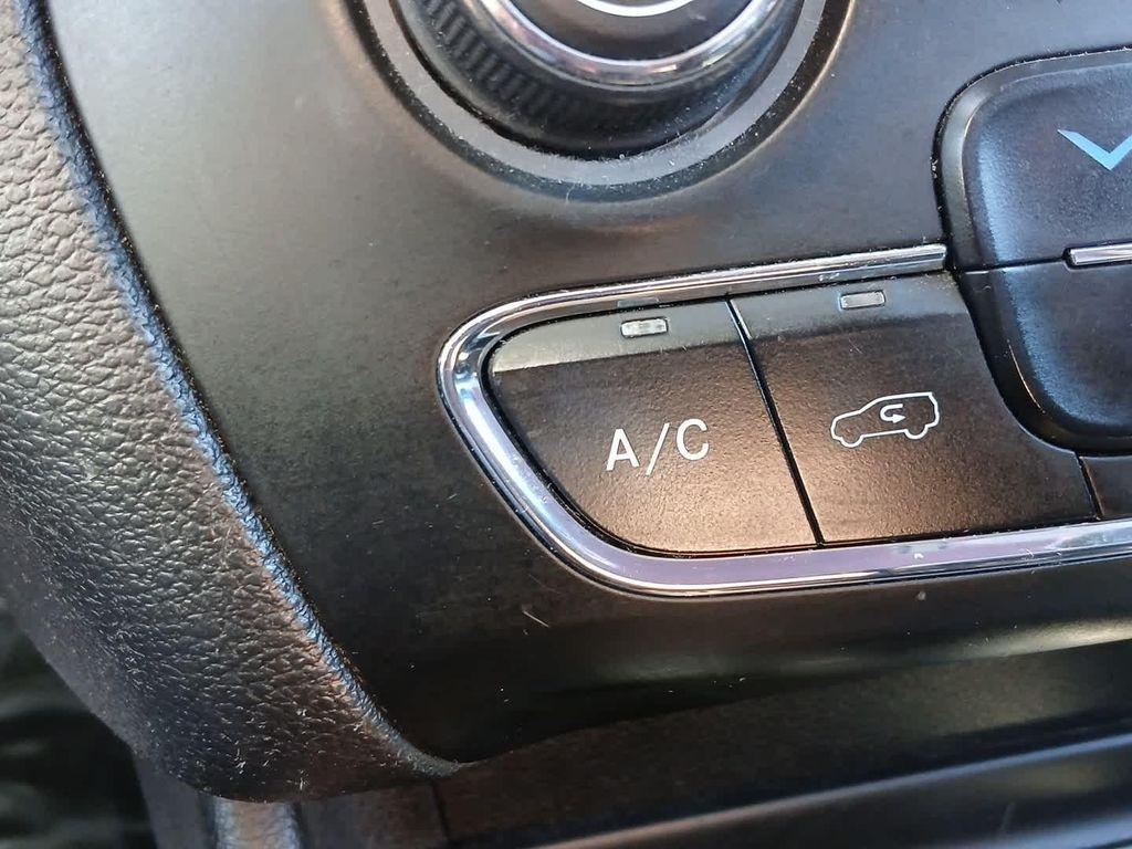 used 2015 Jeep Cherokee car, priced at $8,999