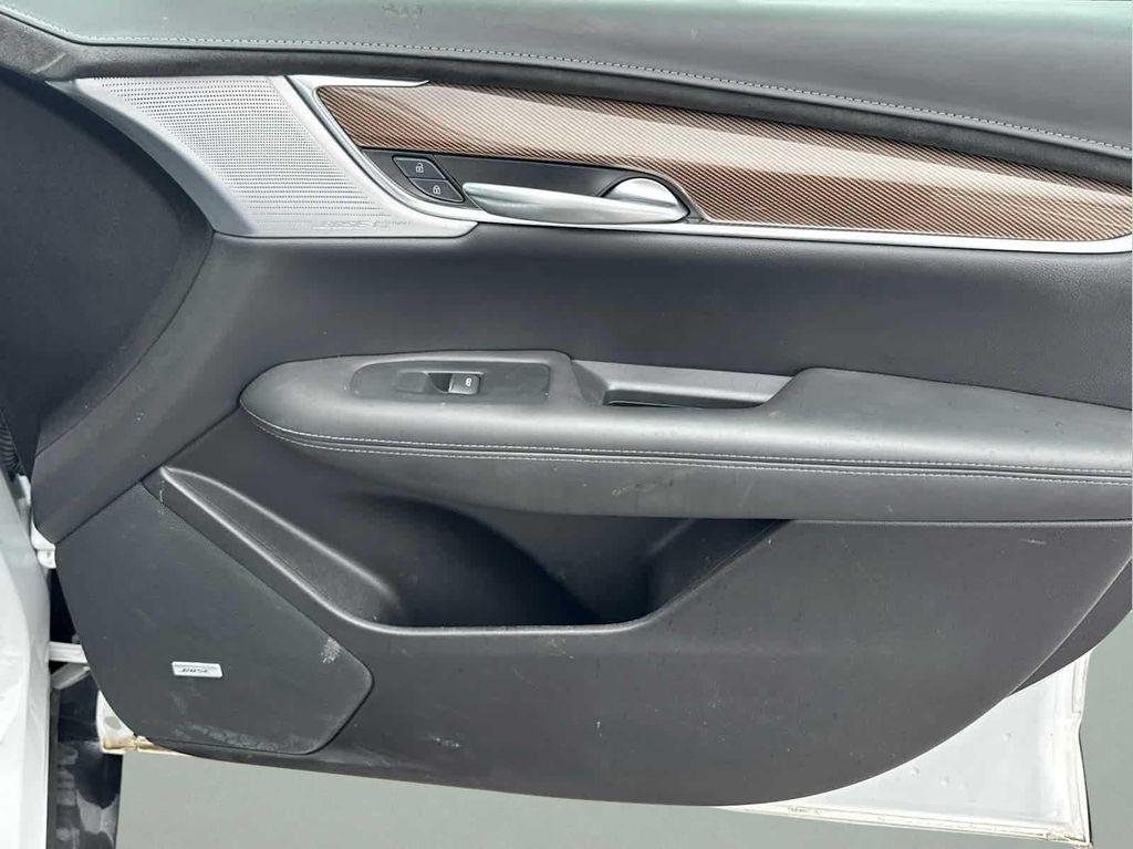 used 2023 Cadillac XT5 car, priced at $37,499