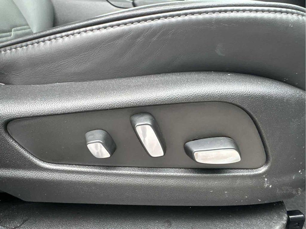 used 2023 Cadillac XT5 car, priced at $37,499