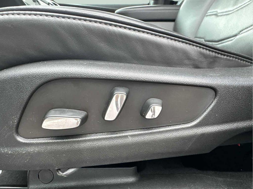 used 2023 Cadillac XT5 car, priced at $37,499