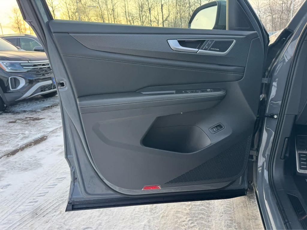 new 2026 Volkswagen Atlas Cross Sport car, priced at $56,517