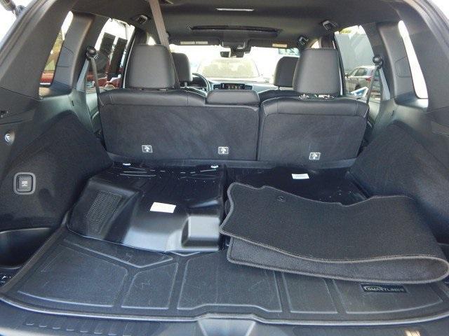 2021 Platinum White Pearl Honda Passport