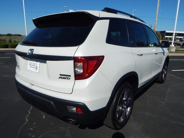 2021 Platinum White Pearl Honda Passport