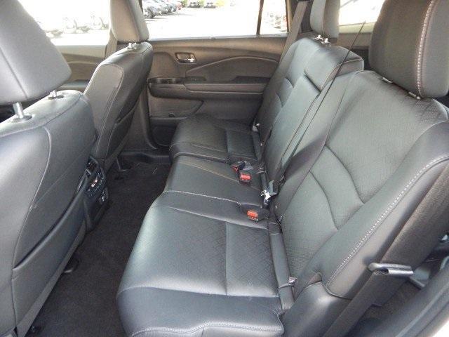 2021 Platinum White Pearl Honda Passport