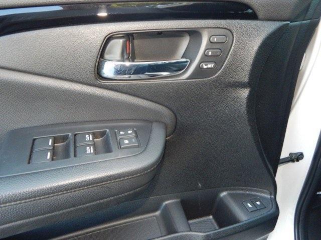 2021 Platinum White Pearl Honda Passport