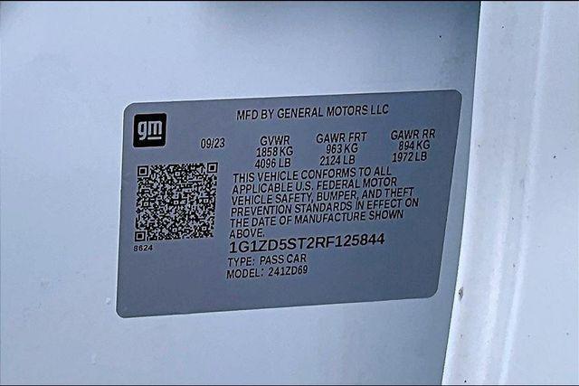 used 2024 Chevrolet Malibu car, priced at $21,000