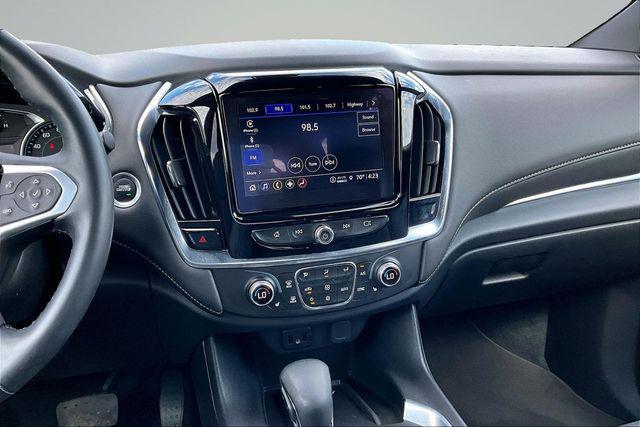 used 2023 Chevrolet Traverse car, priced at $30,900