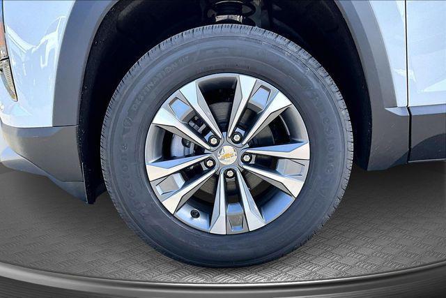 new 2026 Chevrolet Equinox car, priced at $32,200