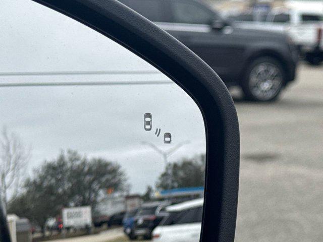 new 2025 Ford Expedition car, priced at $67,977