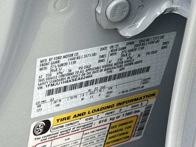 new 2025 Ford Expedition car, priced at $67,977