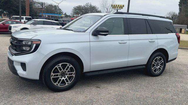 new 2025 Ford Expedition car, priced at $67,977