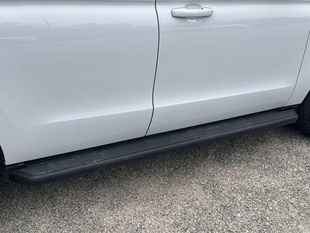 new 2025 Ford Expedition car, priced at $67,977