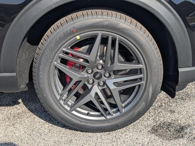 new 2026 Ford Explorer car, priced at $55,995