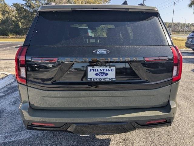 new 2025 Ford Expedition car, priced at $76,945