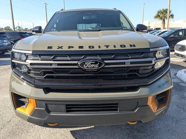 new 2025 Ford Expedition car, priced at $76,945