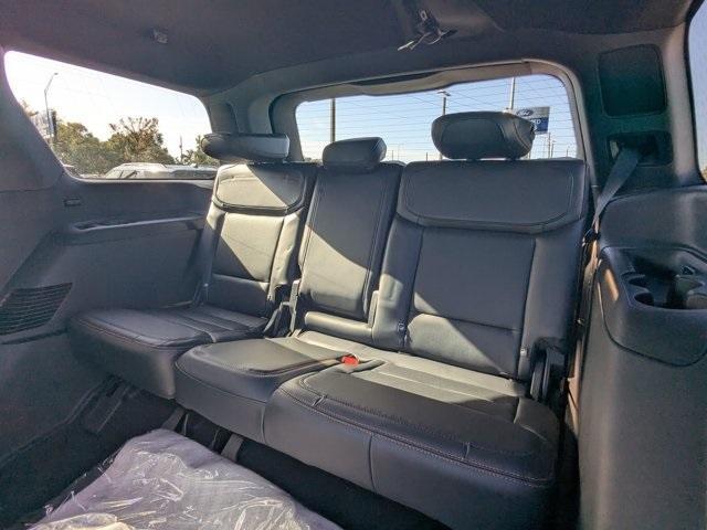 new 2025 Ford Expedition car, priced at $76,945