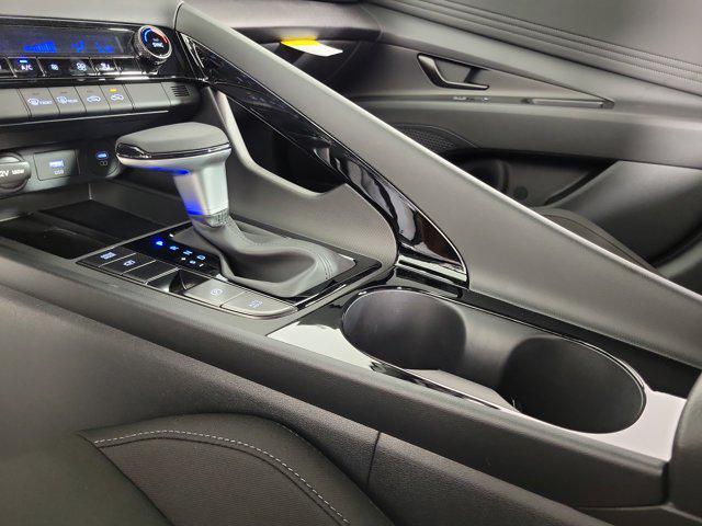 new 2025 Hyundai ELANTRA HEV car, priced at $27,386