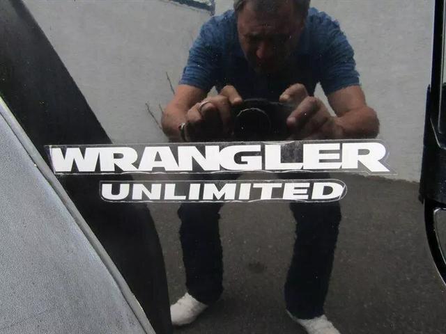 used 2011 Jeep Wrangler Unlimited car, priced at $15,212