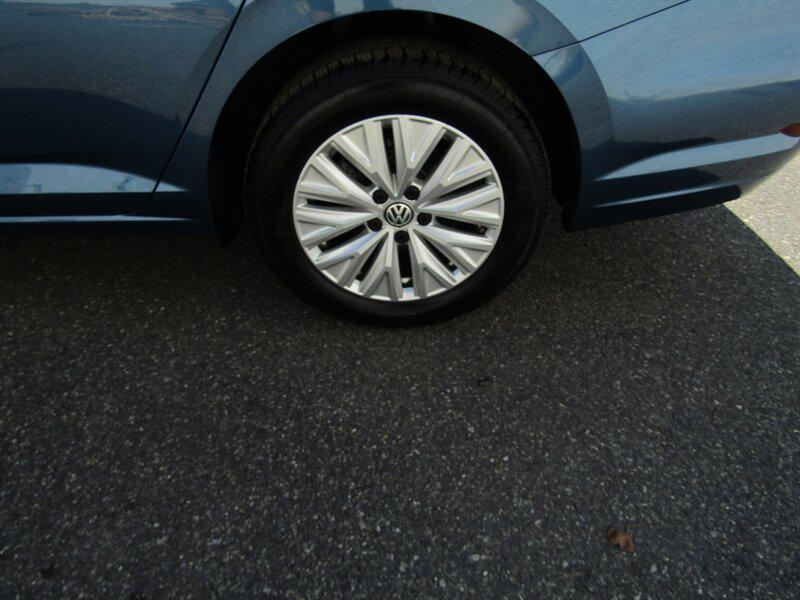 used 2020 Volkswagen Jetta car, priced at $16,542