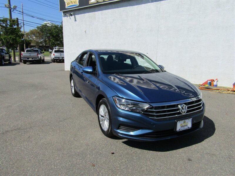 used 2020 Volkswagen Jetta car, priced at $16,542
