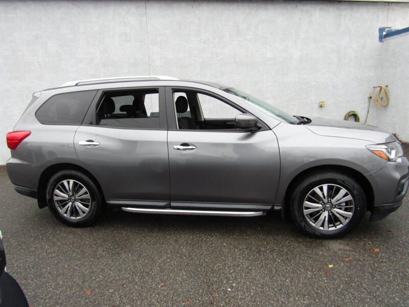 used 2020 Nissan Pathfinder car, priced at $12,842