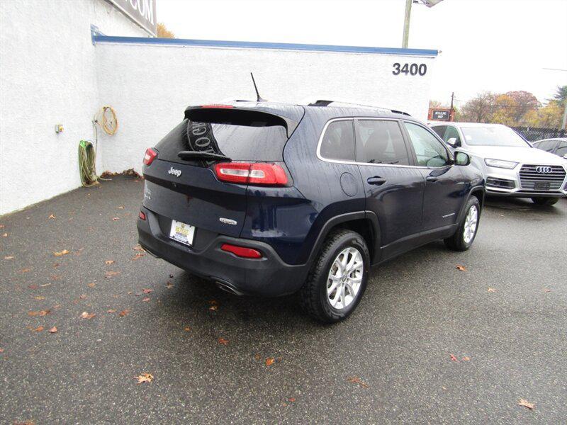 used 2015 Jeep Cherokee car, priced at $10,642
