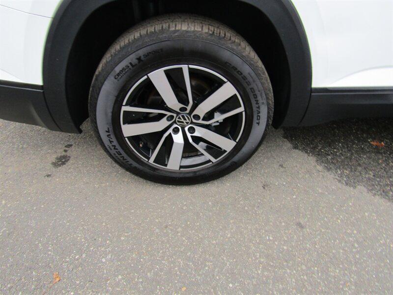 used 2021 Volkswagen Atlas car, priced at $18,642