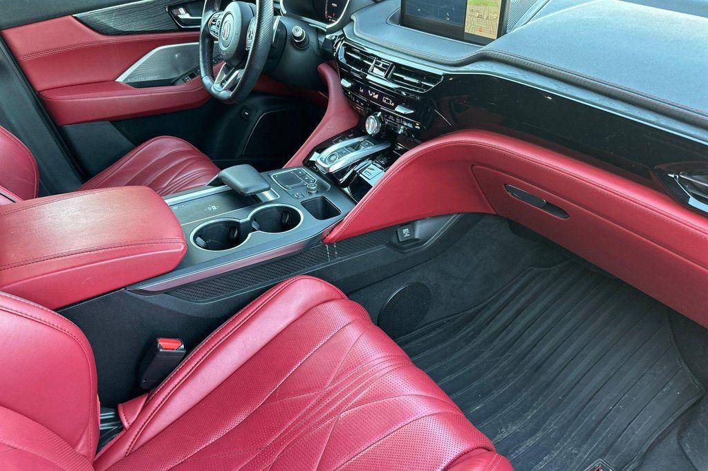 used 2023 Acura MDX car, priced at $45,398