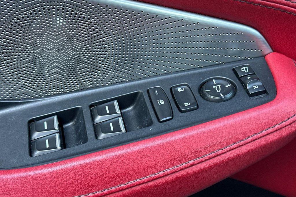 used 2023 Acura MDX car, priced at $46,998