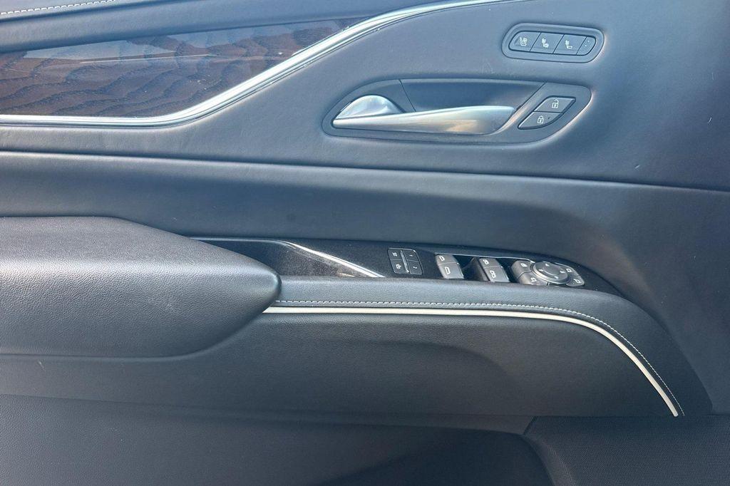 used 2024 Cadillac Escalade ESV car, priced at $85,798