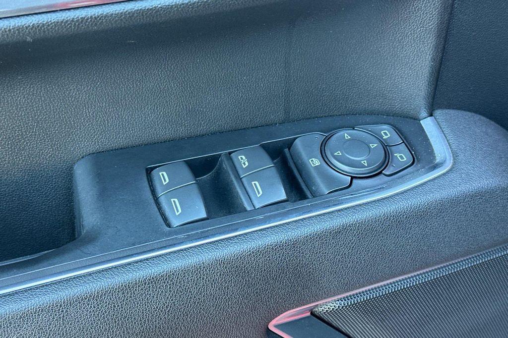 used 2025 GMC Sierra 1500 car, priced at $46,798