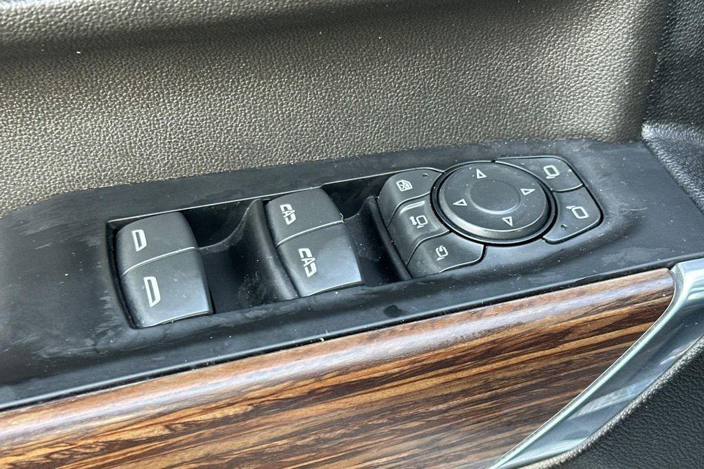 used 2022 Chevrolet Silverado 2500 car, priced at $55,998