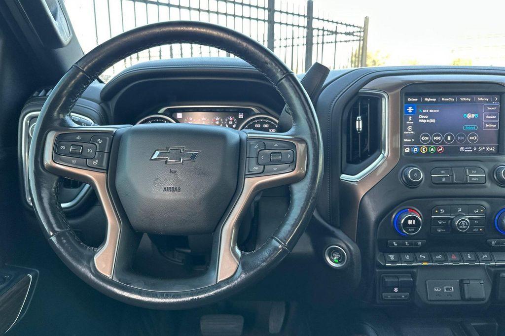 used 2022 Chevrolet Silverado 2500 car, priced at $55,998