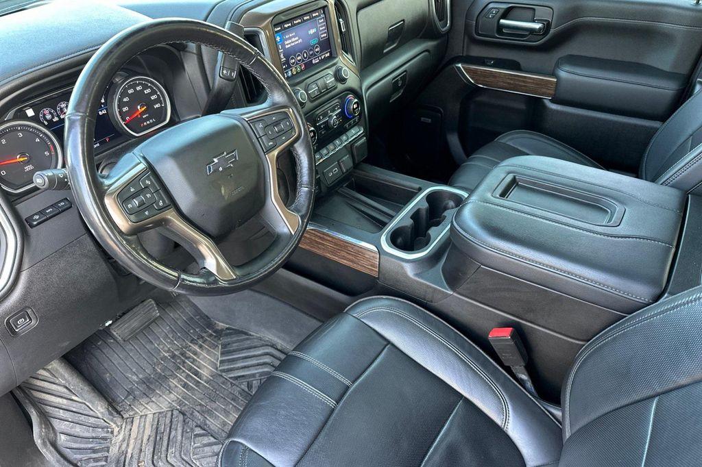 used 2022 Chevrolet Silverado 2500 car, priced at $55,998