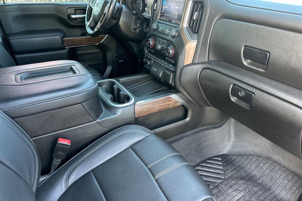 used 2022 Chevrolet Silverado 2500 car, priced at $55,998