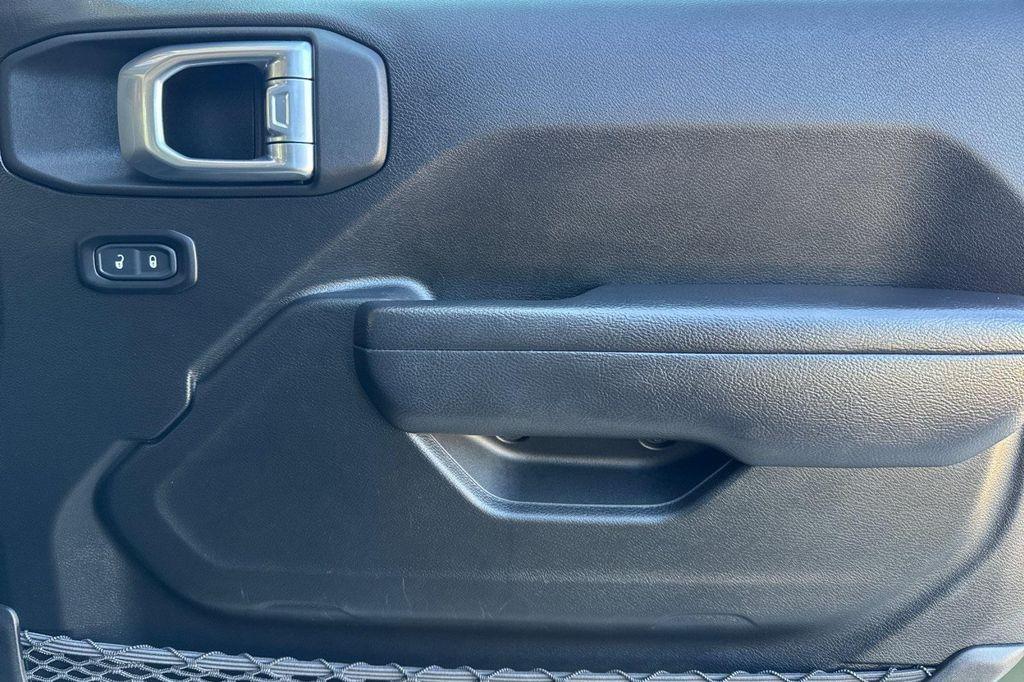 used 2022 Jeep Gladiator car, priced at $33,798