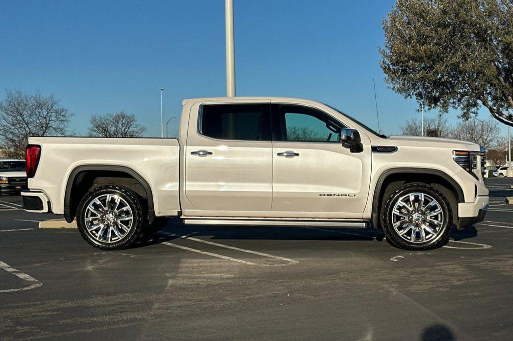 used 2023 GMC Sierra 1500 car, priced at $43,798
