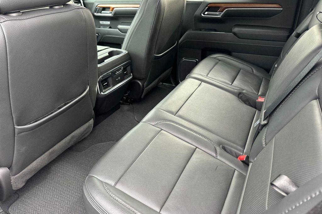 used 2023 GMC Sierra 1500 car, priced at $43,798