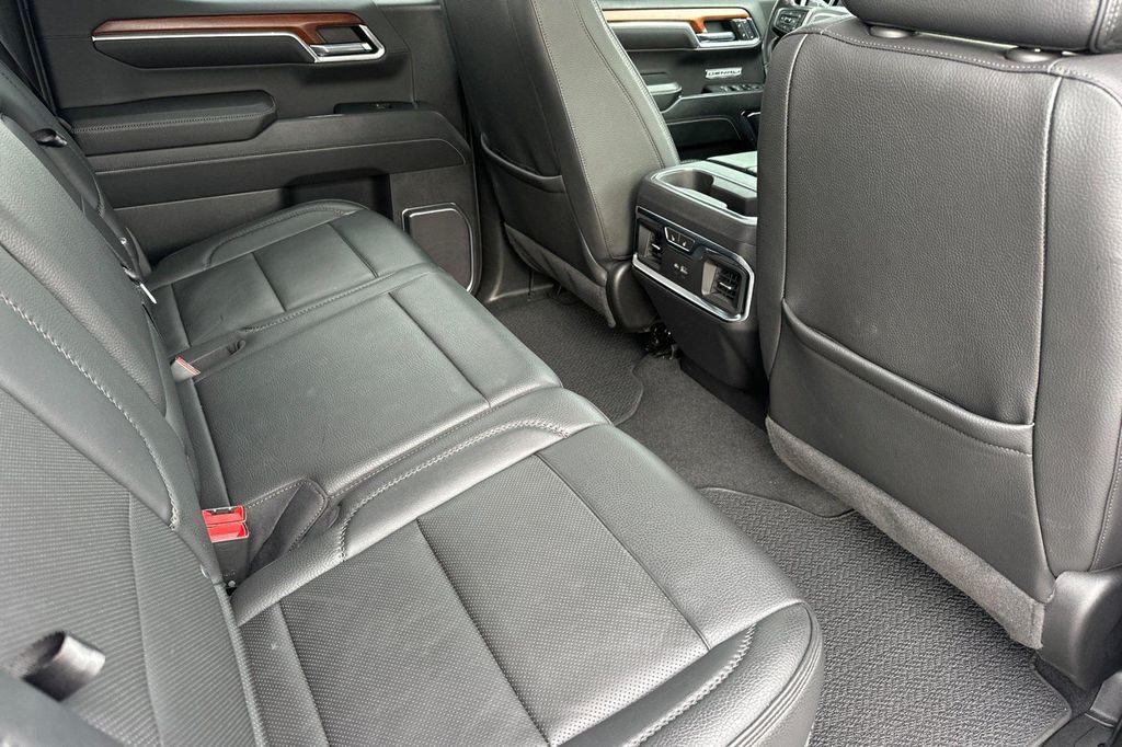 used 2023 GMC Sierra 1500 car, priced at $43,798