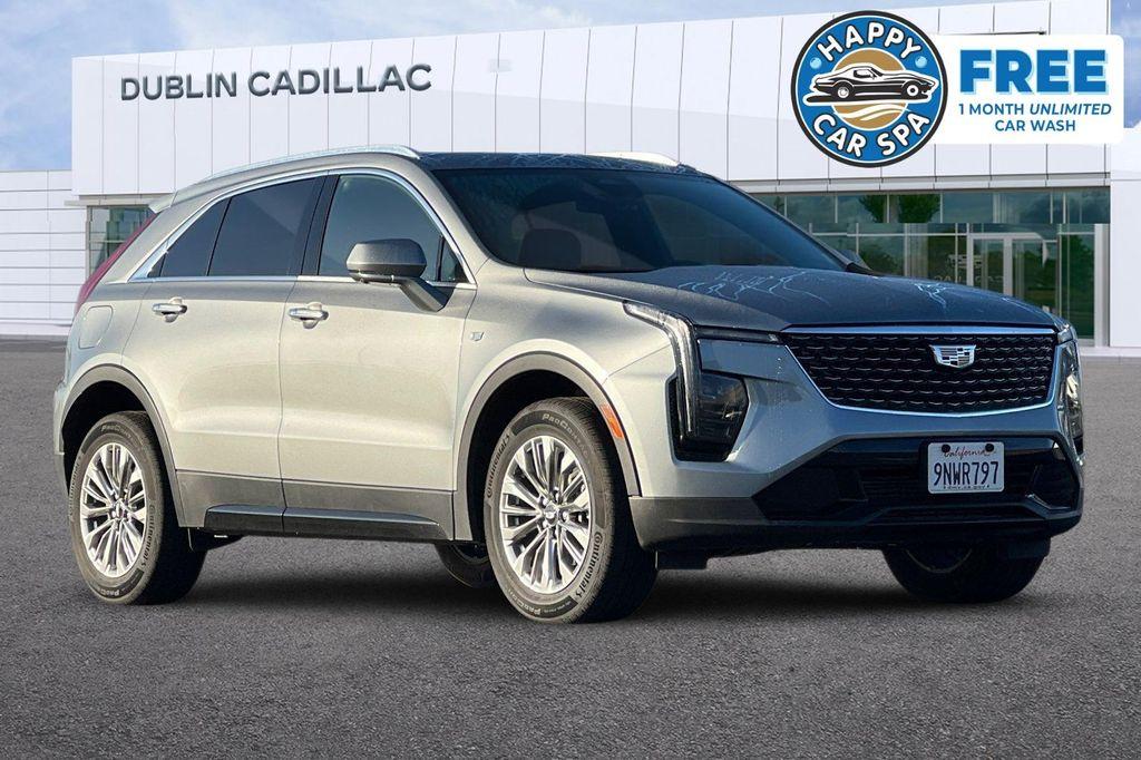 used 2025 Cadillac XT4 car, priced at $30,998