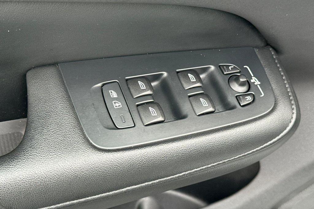 used 2024 Volvo S60 car, priced at $21,598