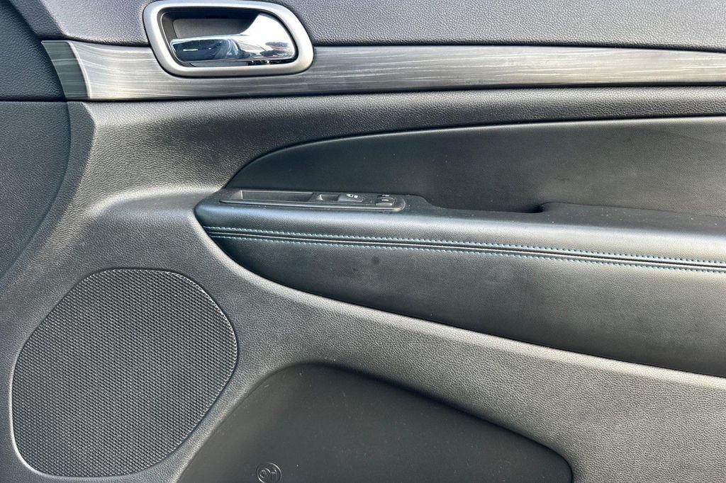 used 2019 Jeep Grand Cherokee car, priced at $19,995