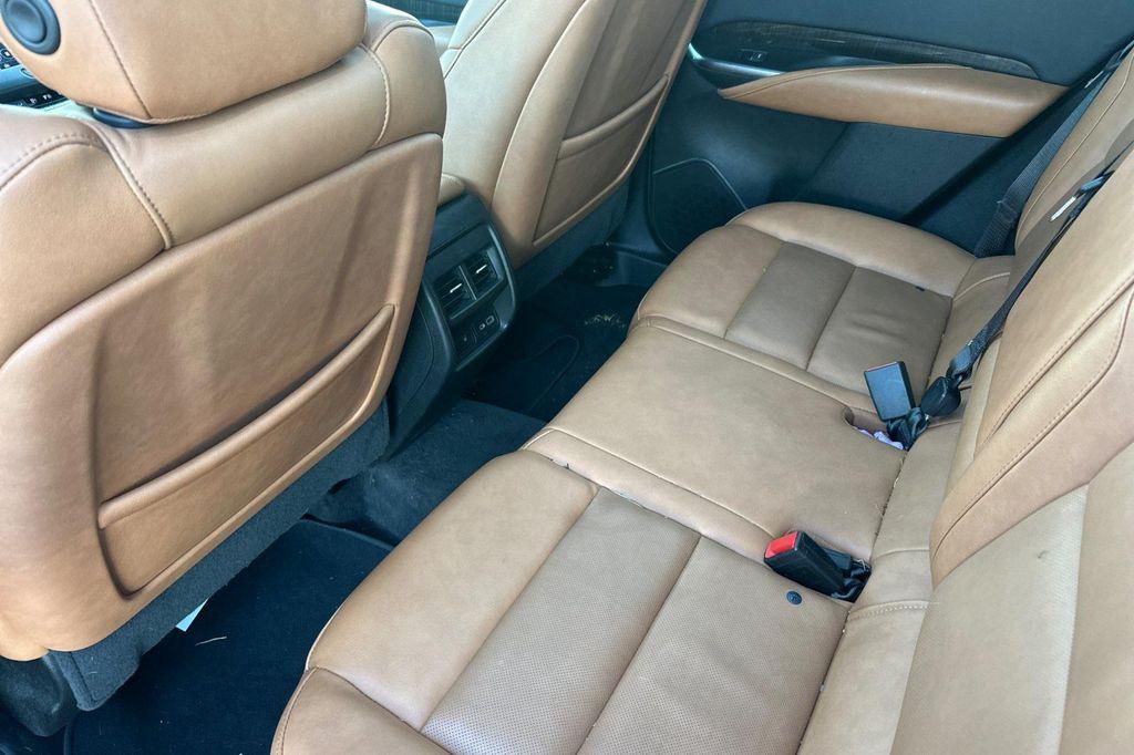 used 2021 Cadillac XT4 car, priced at $26,798