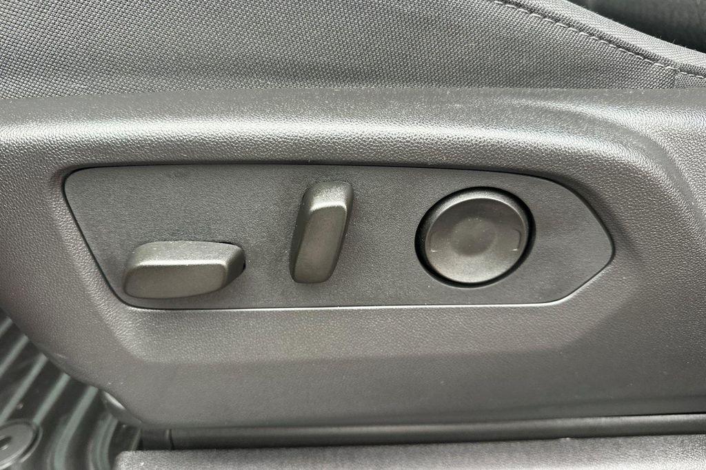 used 2025 Chevrolet Silverado 1500 car, priced at $36,998