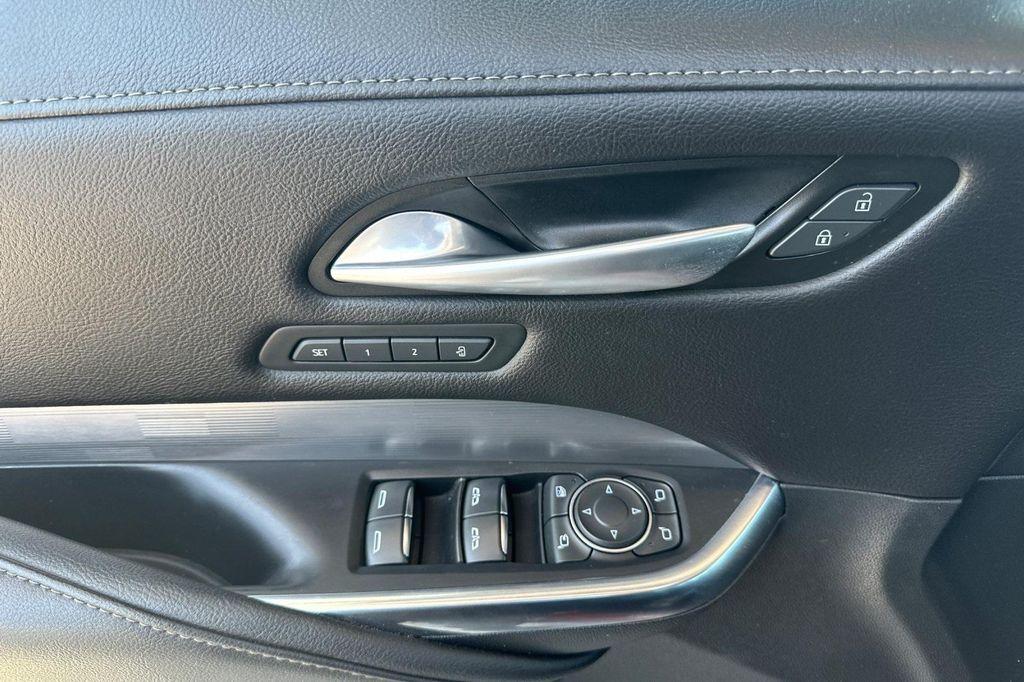 used 2024 Cadillac XT4 car, priced at $27,998