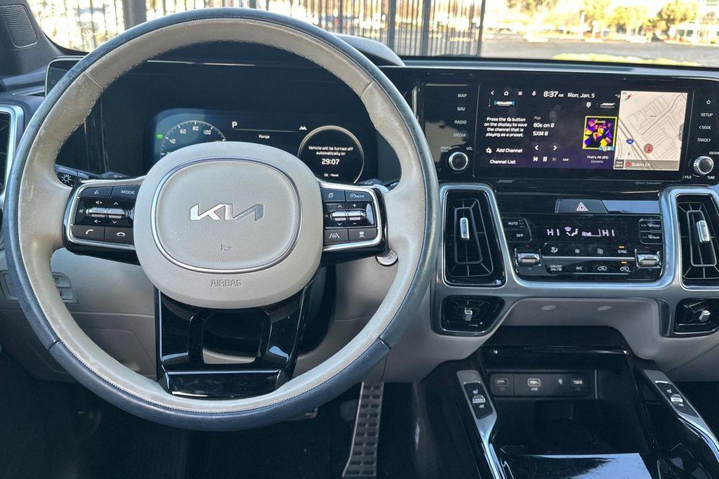 used 2023 Kia Sorento Plug-In Hybrid car, priced at $35,798