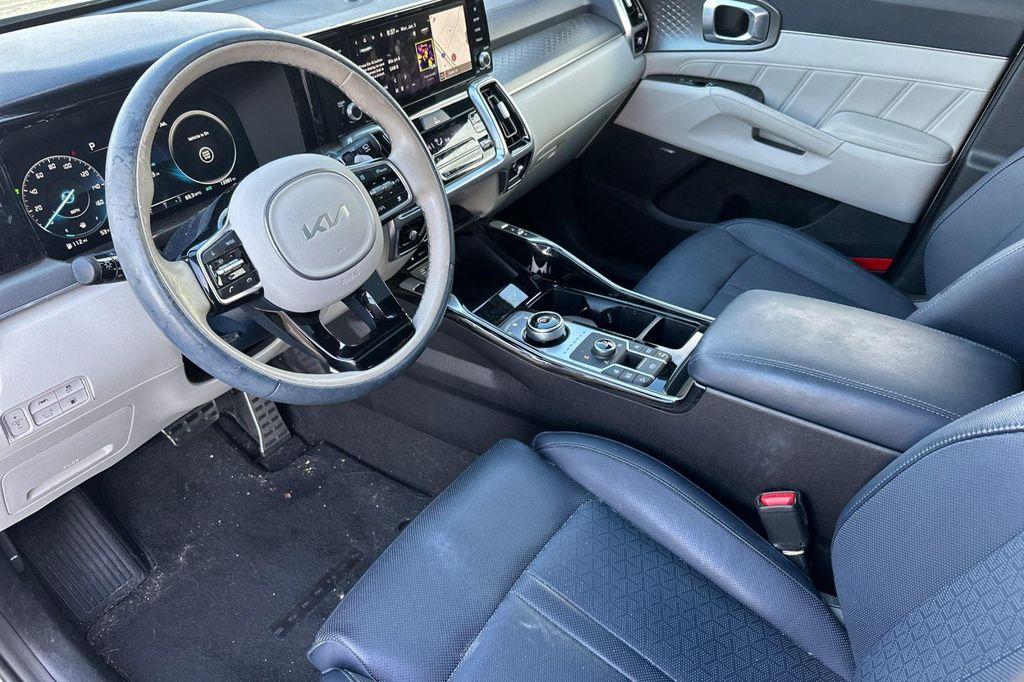 used 2023 Kia Sorento Plug-In Hybrid car, priced at $35,798
